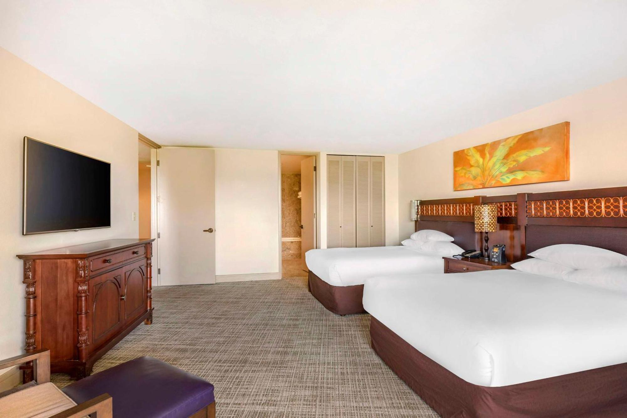 โอเชียน ทาวเวอร์ บาย ฮิลตัน แกรนด์ แวเคชั่น Hotel ไวโคโลอา ภายนอก รูปภาพ